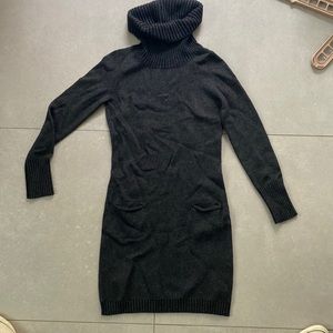 Turtle neck dress
